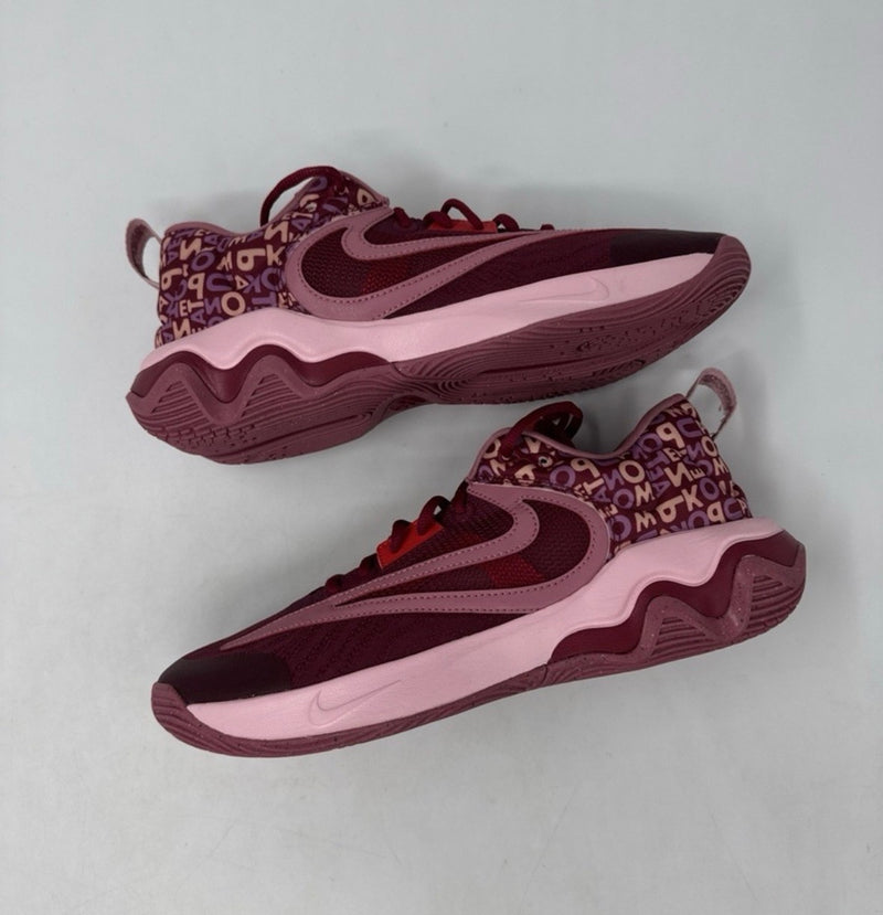 NIKE GAINNES