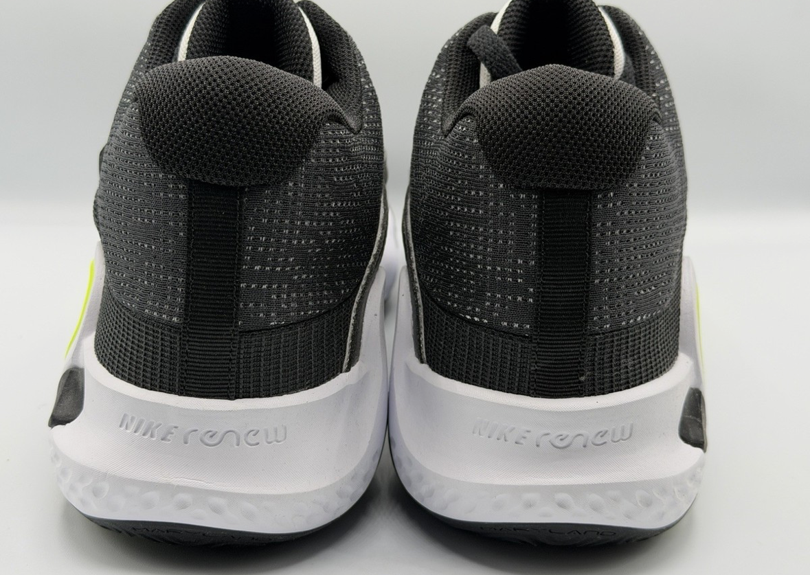 NIKE TREY 5