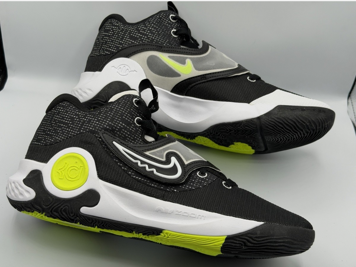 NIKE TREY 5