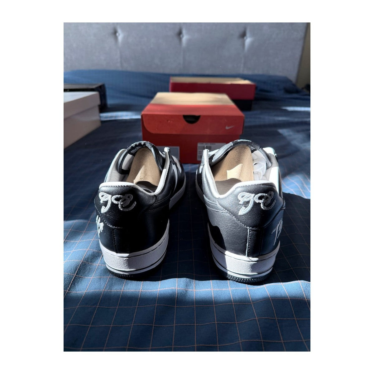 NIKE BLACK DUNK
