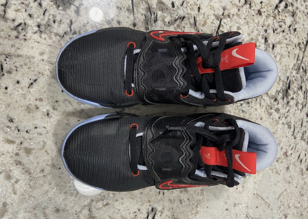 NIKE TREY 5 BLACK RED
