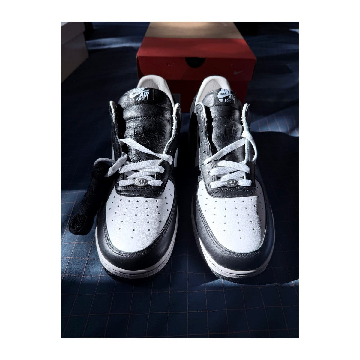 NIKE BLACK DUNK