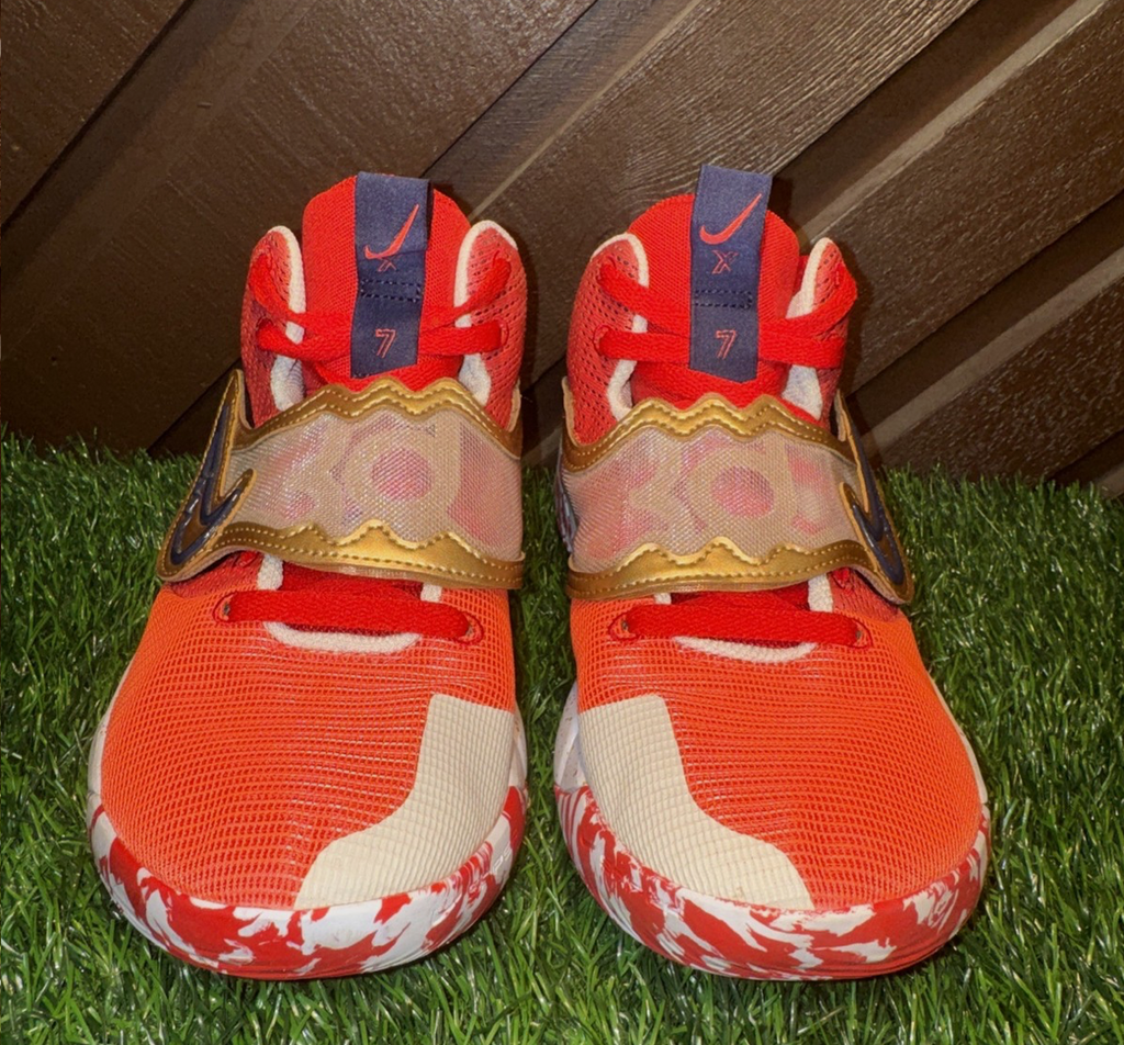 NIKE TREY 5 UNICORN