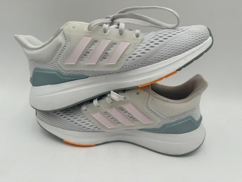 Adidas subcontinue