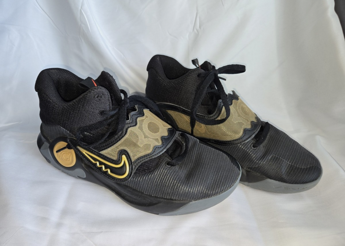 NIKE TREY 5 BLACK