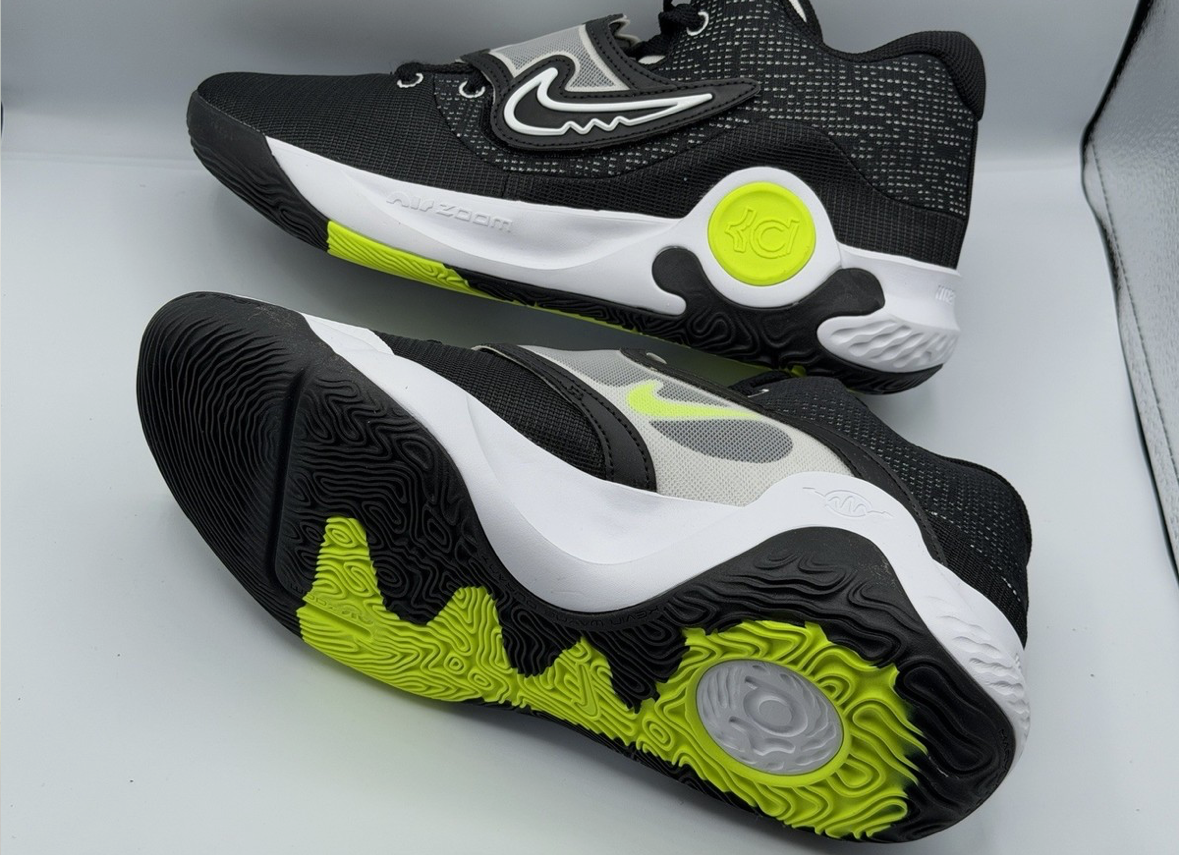 NIKE TREY 5