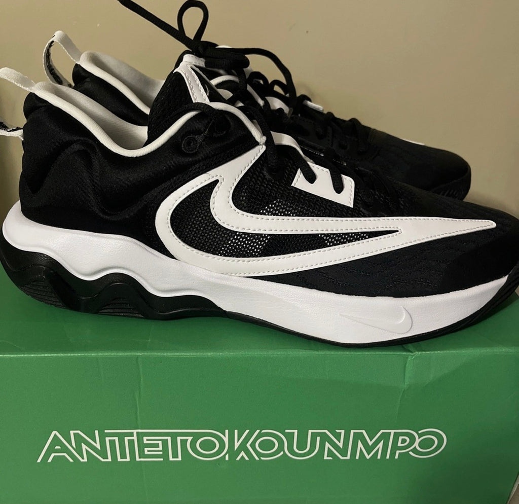 GIANNIS IMORTAL BLACK
