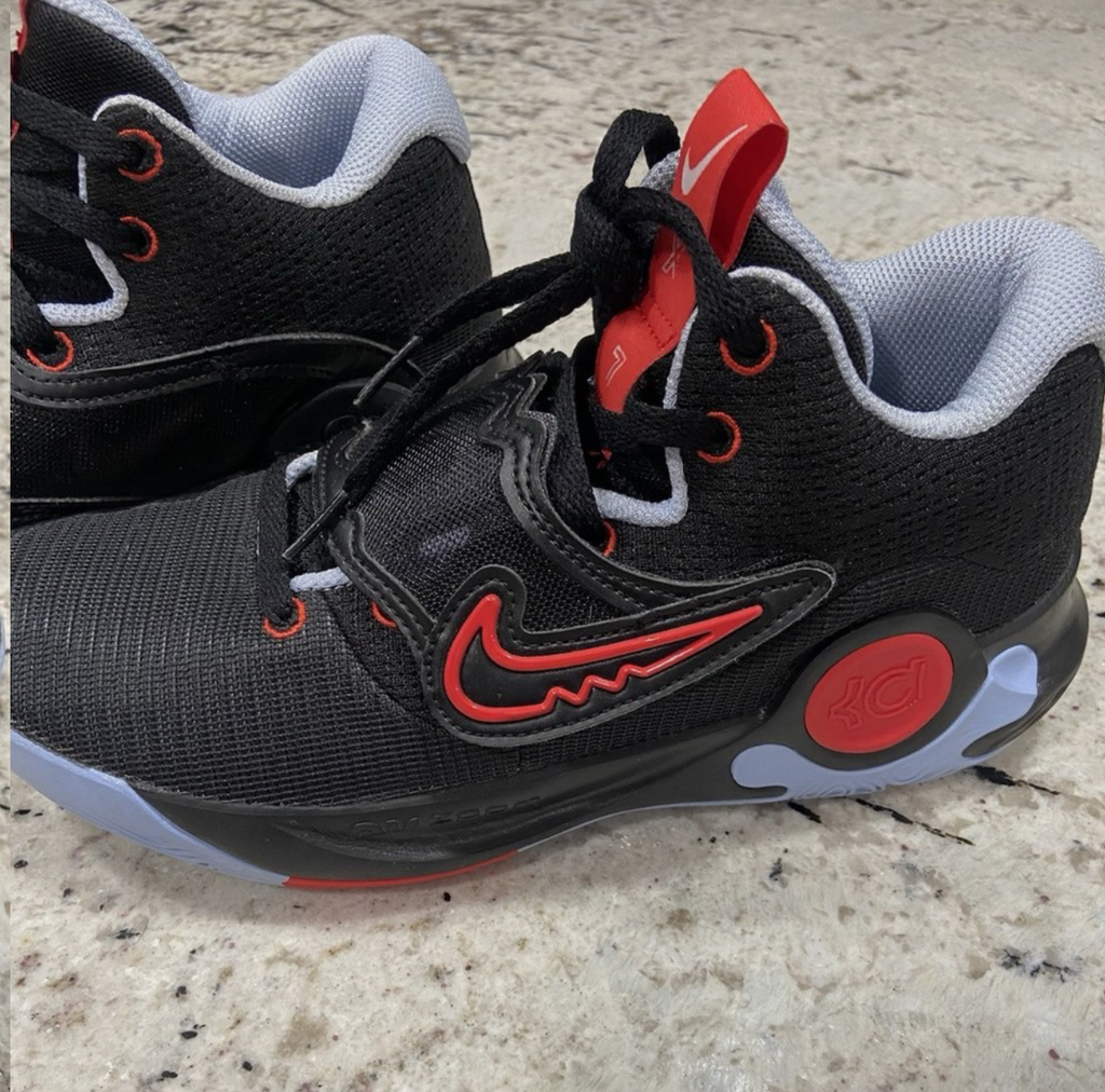 NIKE TREY 5 BLACK RED