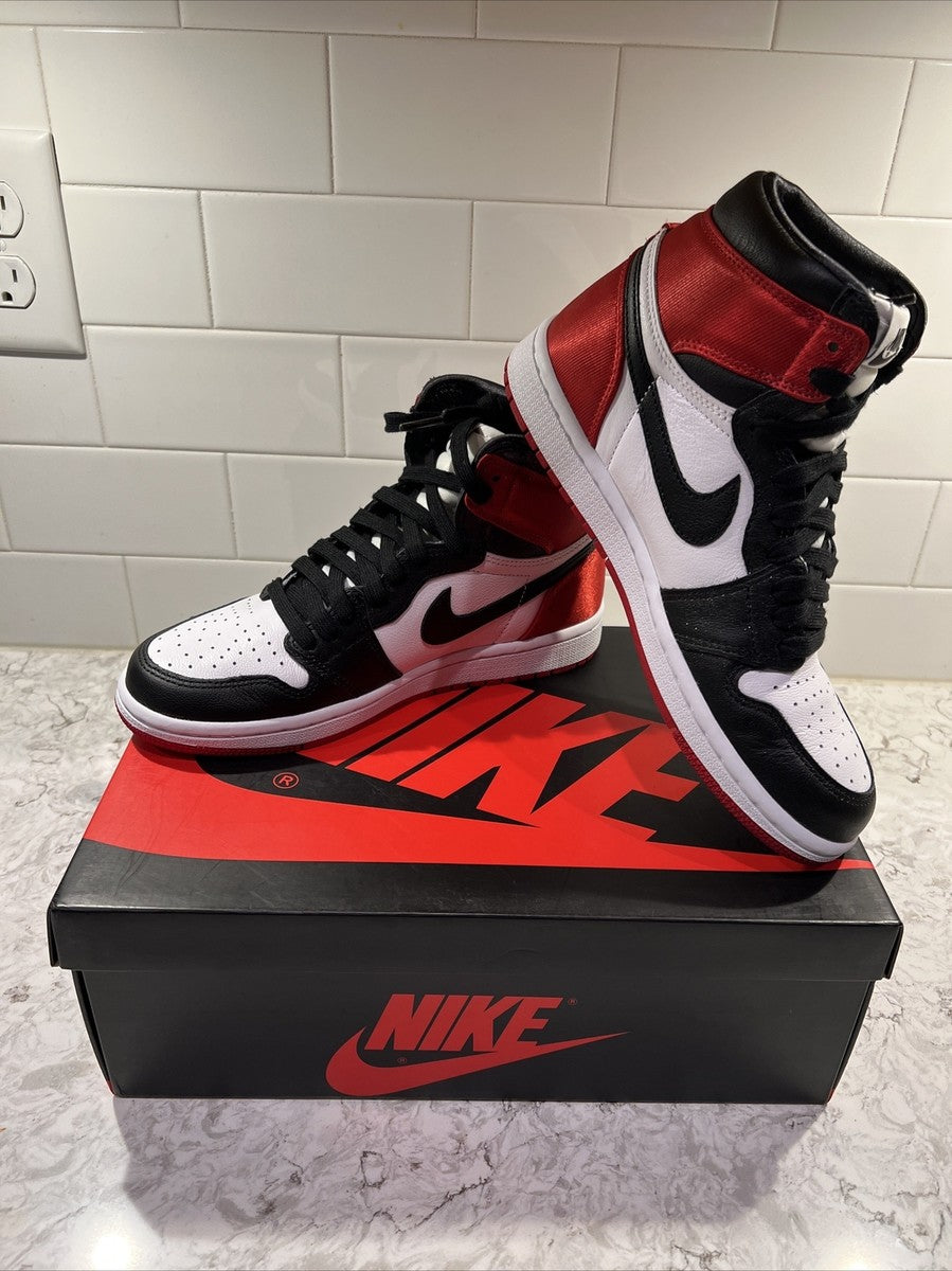 NIKE HIGH JORDEN