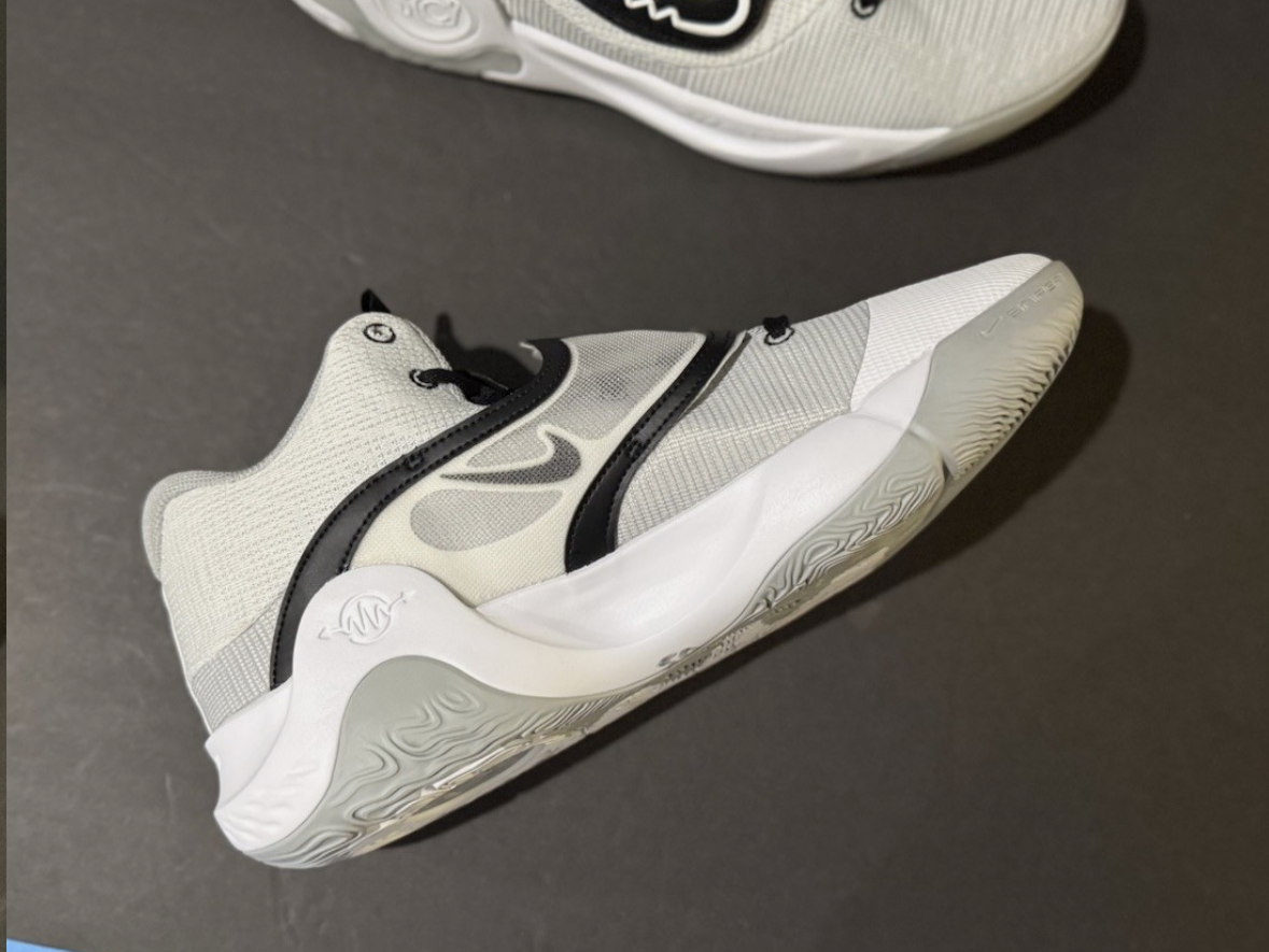 NIKE TREY GREY WHITE